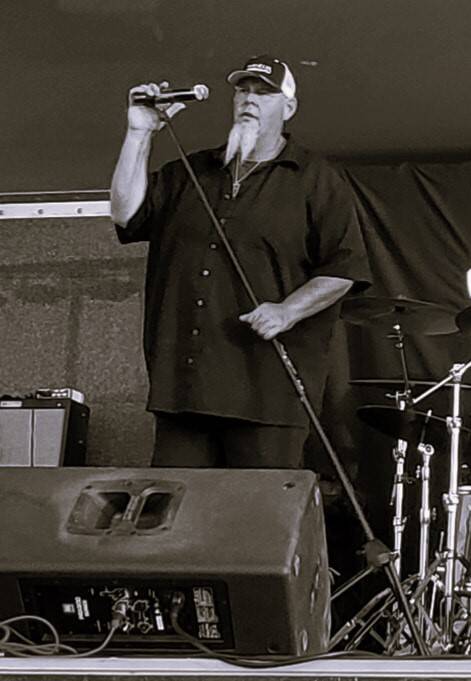 Big Mike McAlister performing